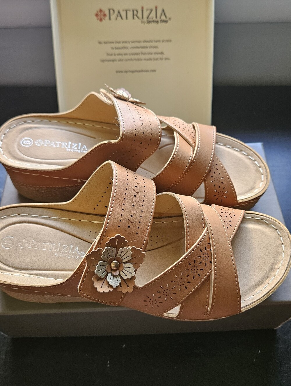 Tan Bagley Sandals Size 8 Patrizia By Spring Step
